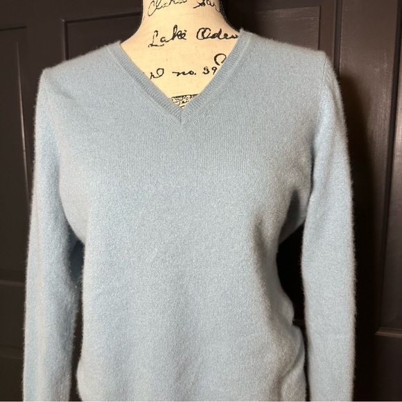 Charter Club Cashmere Sweater Women L Blue Aqua V Neck Long Sleeve Knit(O) - Picture 4 of 8